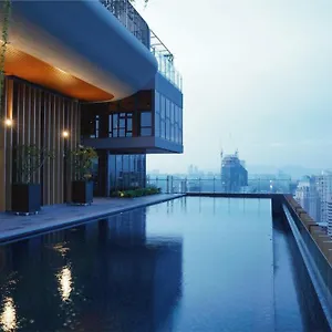 Ceylonz Klcc, Travelet Куала-Лумпур